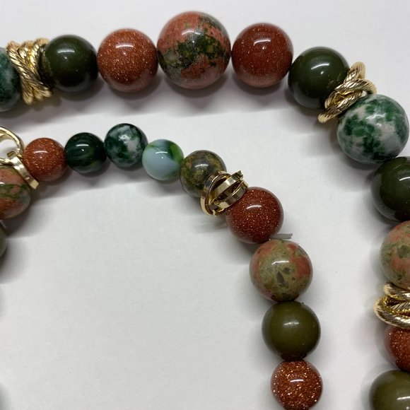 Agate & Sandstone with Gold Accent Necklace, Stretch Bracelet & Earrings (617) - Picture 2 of 4